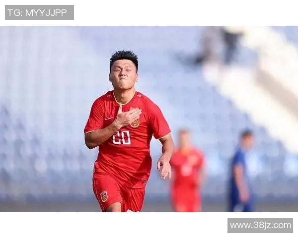 中国足球明星荣获国际大奖引发热议展现中国足球新希望