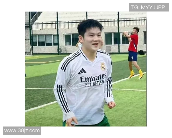 偶遇足球明星的最佳地点与时机指南分享 偶遇足球明星的最佳地点与时机指南分享